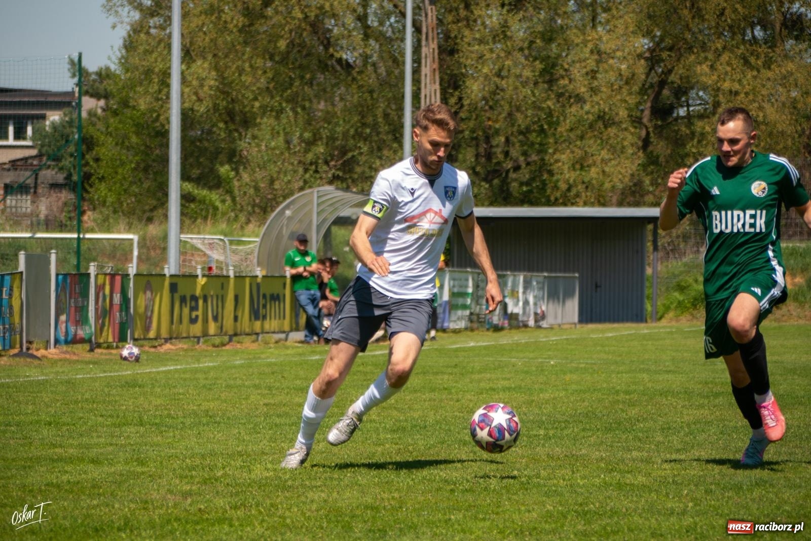 Zdjęcie w galerii na portalu naszraciborz.pl: Gol w 88. minucie uratował Nędzę. Syrynia wypuściła zwycięstwo z rąk [FOTO] wiadomości z regionu