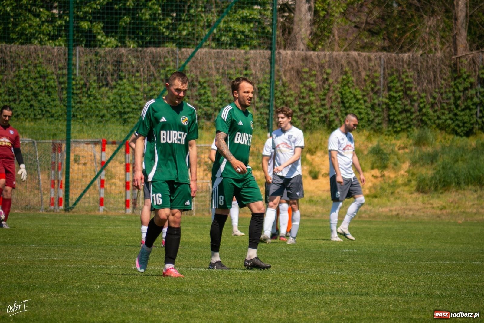 Zdjęcie w galerii na portalu naszraciborz.pl: Gol w 88. minucie uratował Nędzę. Syrynia wypuściła zwycięstwo z rąk [FOTO] wiadomości z regionu