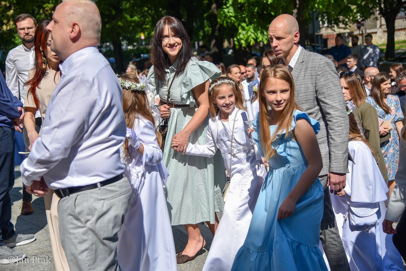 Zdjęcie w galerii na portalu naszraciborz.pl: Maj miesiącem Pierwszej Komunii Świętej w parafiach ziemi raciborskiej [FOTO] wiadomości z regionu