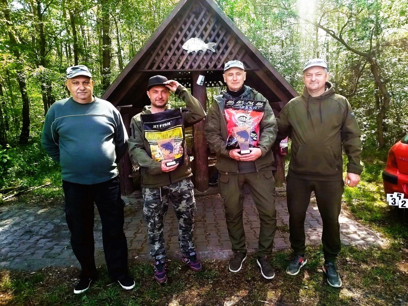 Zdjęcie w galerii na portalu naszraciborz.pl: Rozegrano X. jubileuszowe wiosenne drużynowe rzutowe zawody karpiowe na Babiczowskiej Jedynce 2026 wiadomości z regionu