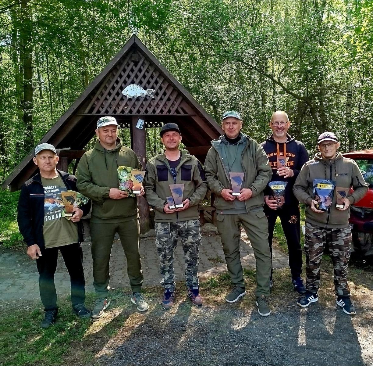 Zdjęcie w galerii na portalu naszraciborz.pl: Rozegrano X. jubileuszowe wiosenne drużynowe rzutowe zawody karpiowe na Babiczowskiej Jedynce 2026 wiadomości z regionu
