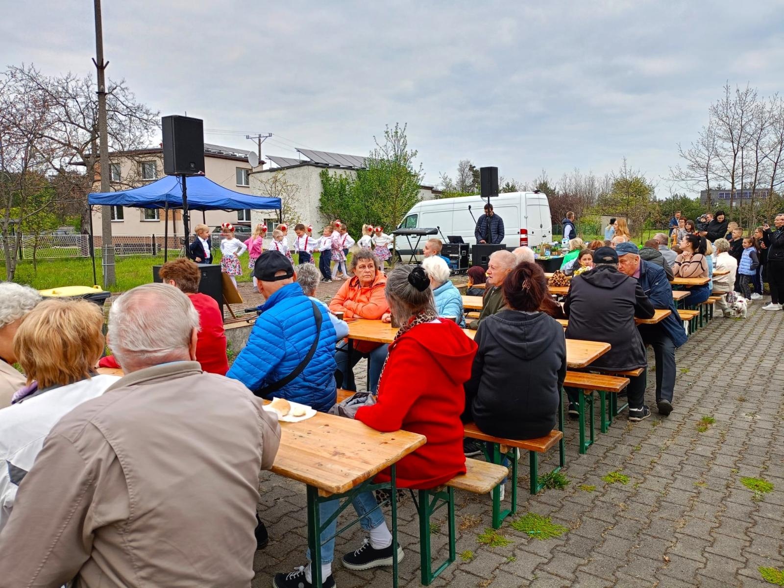 Zdjęcie w galerii na portalu naszraciborz.pl: Park Dębina zdał egzamin. Śląski Moik przyciągnął tłumy mieszkańców wiadomości z regionu