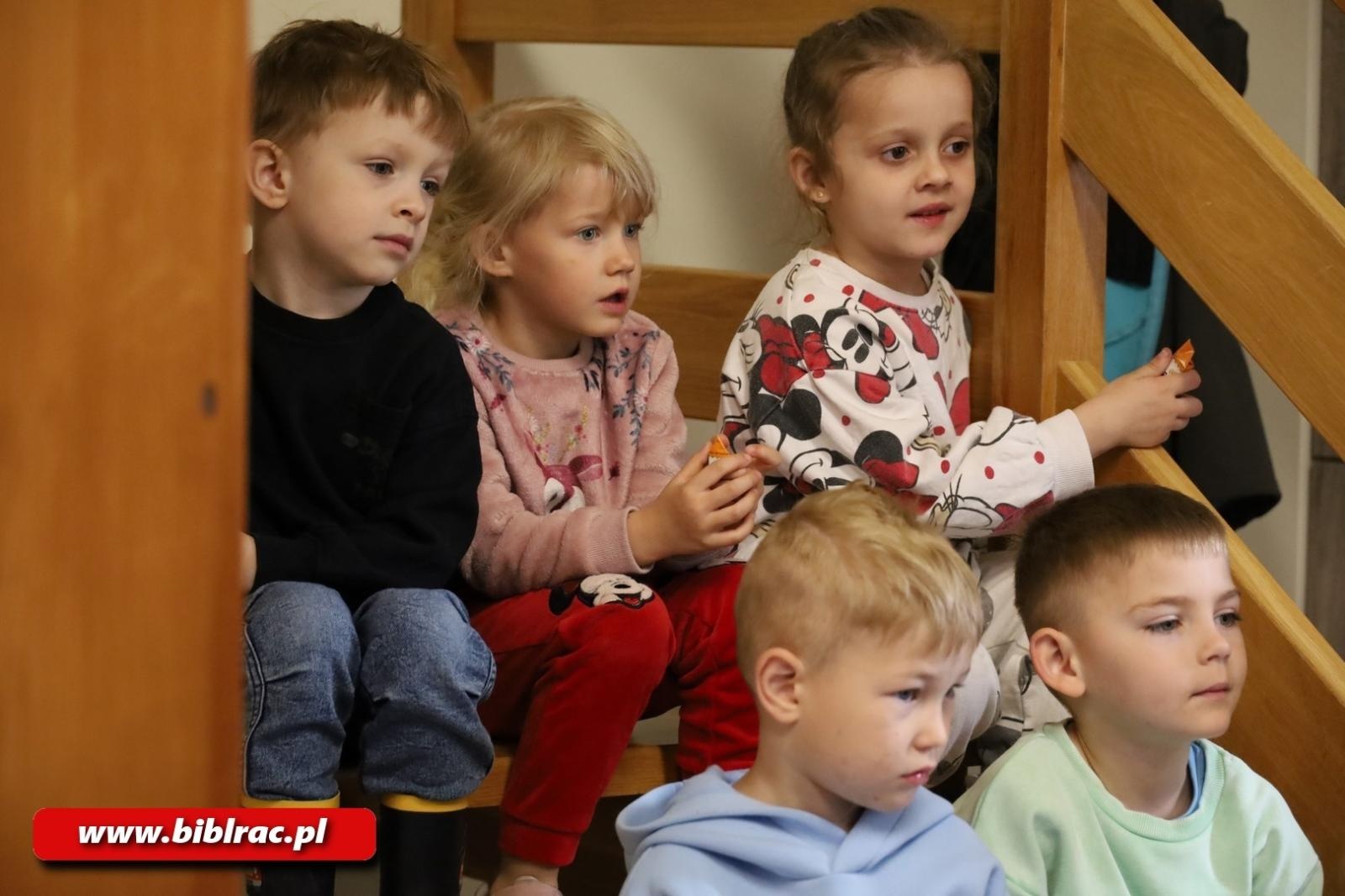 Zdjęcie w galerii na portalu naszraciborz.pl: Biblioteka od kuchni, czyli przedszkolaki na Kasprowicza 12 wiadomości z regionu