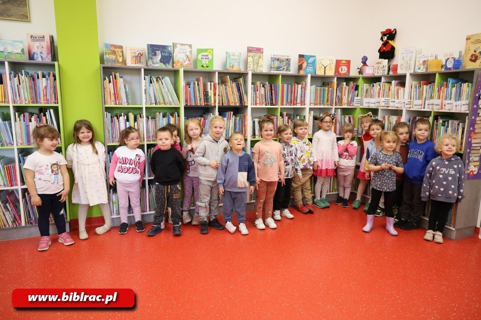 Zdjęcie w galerii na portalu naszraciborz.pl: Biblioteka od kuchni, czyli przedszkolaki na Kasprowicza 12 wiadomości z regionu