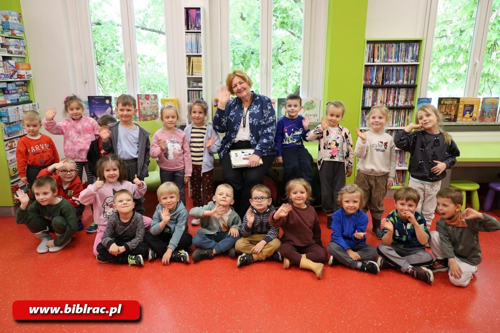 Zdjęcie w galerii na portalu naszraciborz.pl: Biblioteka od kuchni, czyli przedszkolaki na Kasprowicza 12 wiadomości z regionu