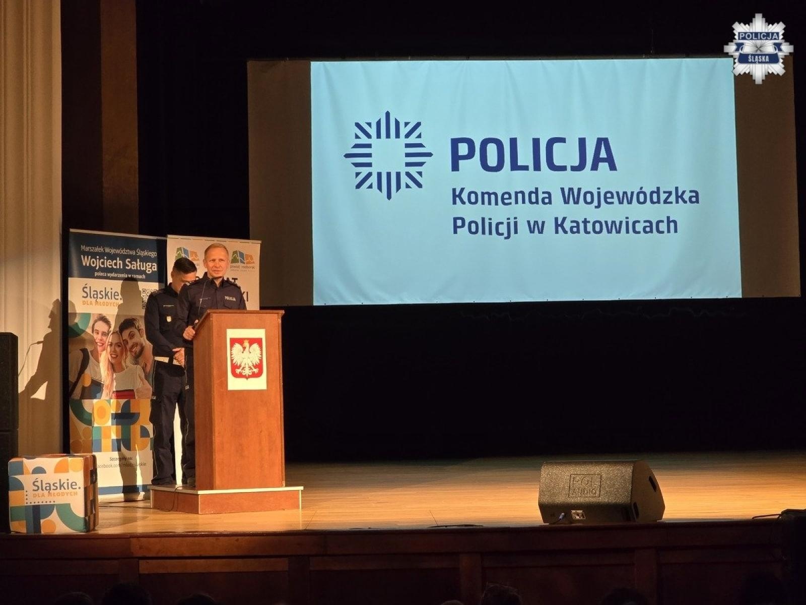 Zdjęcie w galerii na portalu naszraciborz.pl: Profilaktyka w nowoczesnej formie. Młodzież w Raciborzu uczyła się o bezpieczeństwie i hejcie wiadomości z regionu