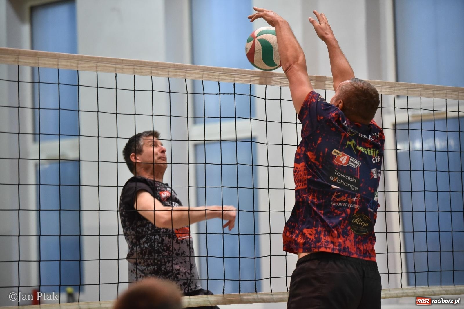 Zdjęcie w galerii na portalu naszraciborz.pl: Omerta lepsza w sezonie, Pszów lepszy w finale. Wielkie emocje w ALS Volley Amigos 35 [FOTO] wiadomości z regionu