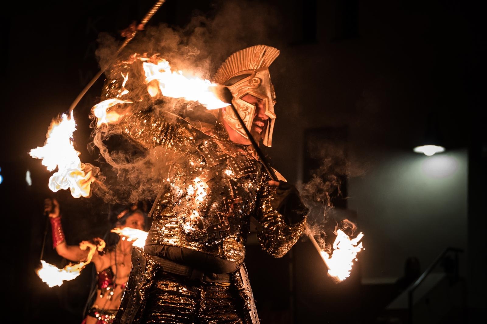 Zdjęcie w galerii na portalu naszraciborz.pl: Smok, ogień i magia na raciborskim zamku. Widowiskowe pokazy podczas festiwalu historycznego [FOTO i WIDEO] wiadomości z regionu