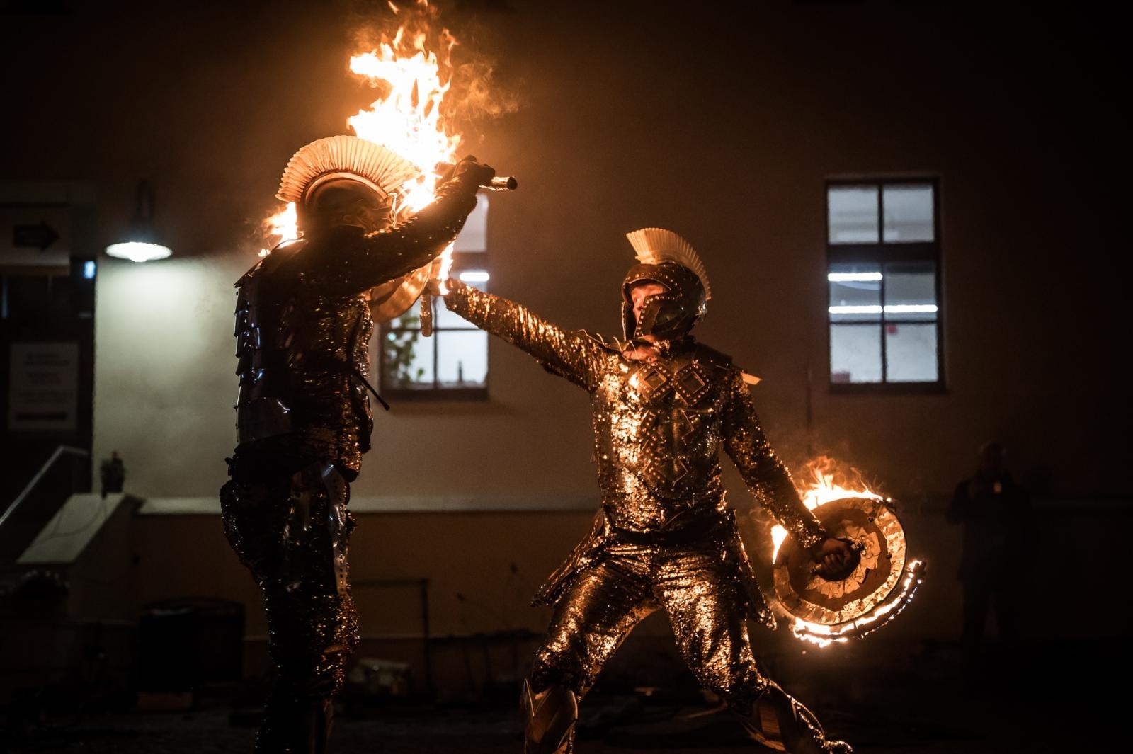 Zdjęcie w galerii na portalu naszraciborz.pl: Smok, ogień i magia na raciborskim zamku. Widowiskowe pokazy podczas festiwalu historycznego [FOTO i WIDEO] wiadomości z regionu
