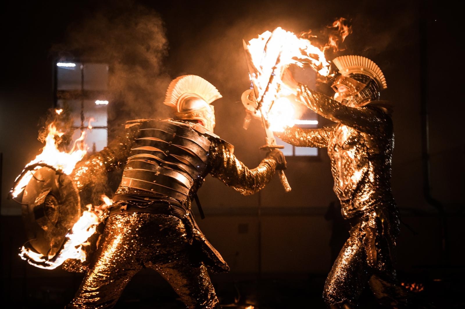 Zdjęcie w galerii na portalu naszraciborz.pl: Smok, ogień i magia na raciborskim zamku. Widowiskowe pokazy podczas festiwalu historycznego [FOTO i WIDEO] wiadomości z regionu