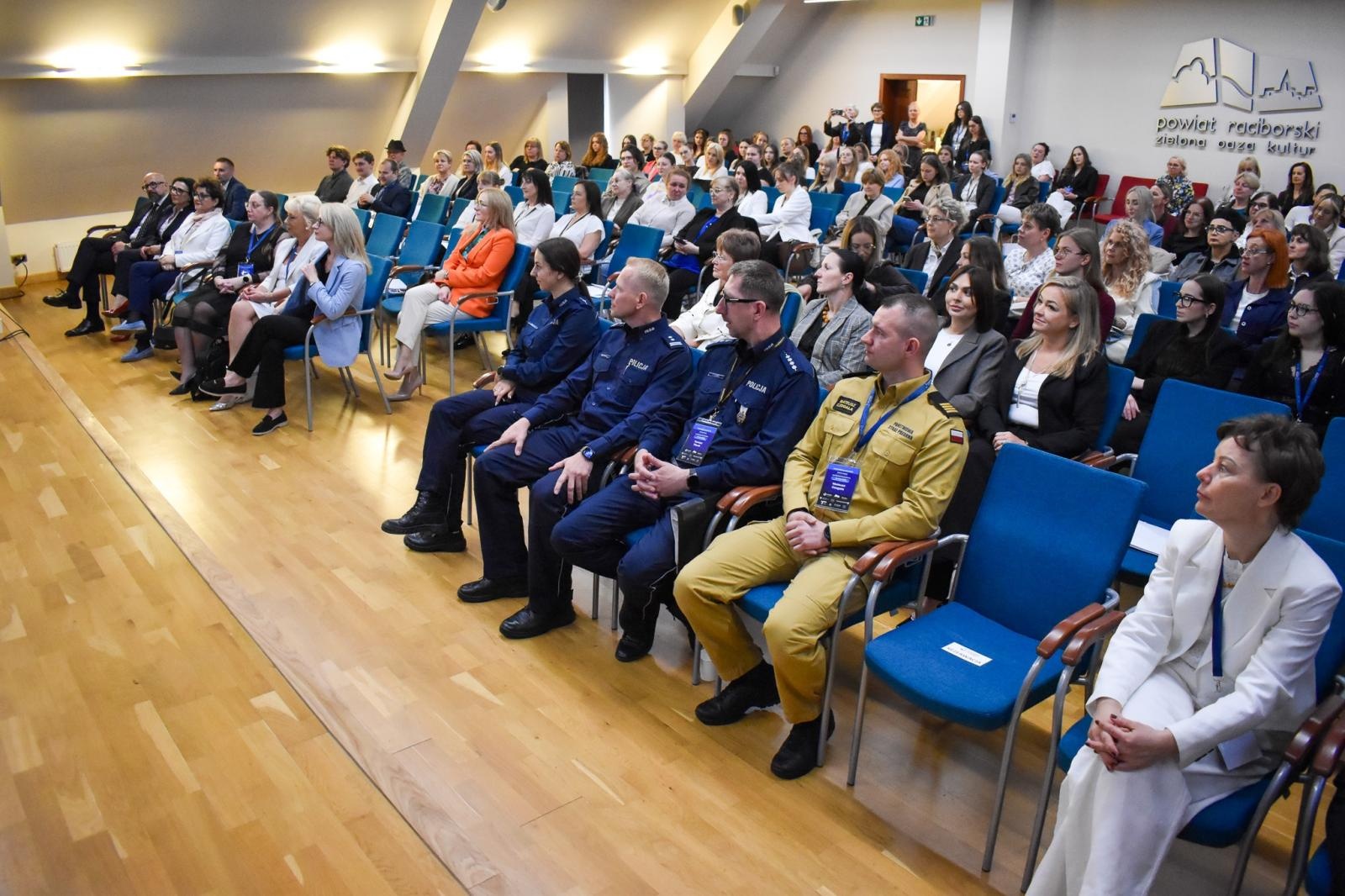Zdjęcie w galerii na portalu naszraciborz.pl: Kolejna konferencja naukowa na Zamku Piastowskim w Raciborzu wiadomości z regionu
