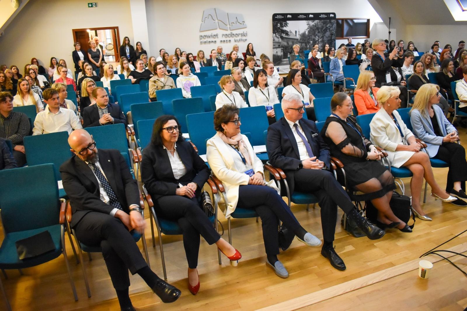 Zdjęcie w galerii na portalu naszraciborz.pl: Kolejna konferencja naukowa na Zamku Piastowskim w Raciborzu wiadomości z regionu