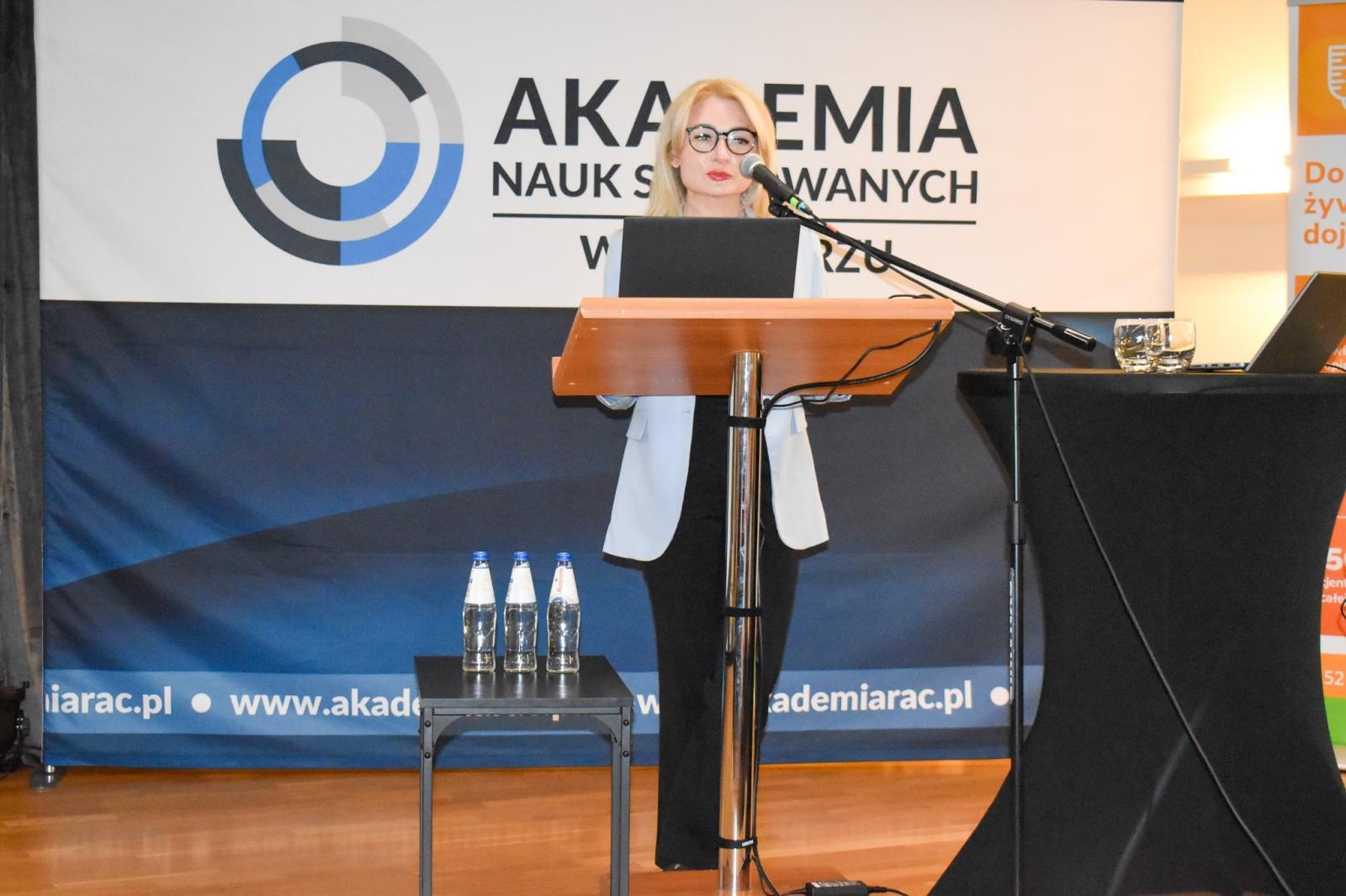 Zdjęcie w galerii na portalu naszraciborz.pl: Kolejna konferencja naukowa na Zamku Piastowskim w Raciborzu wiadomości z regionu
