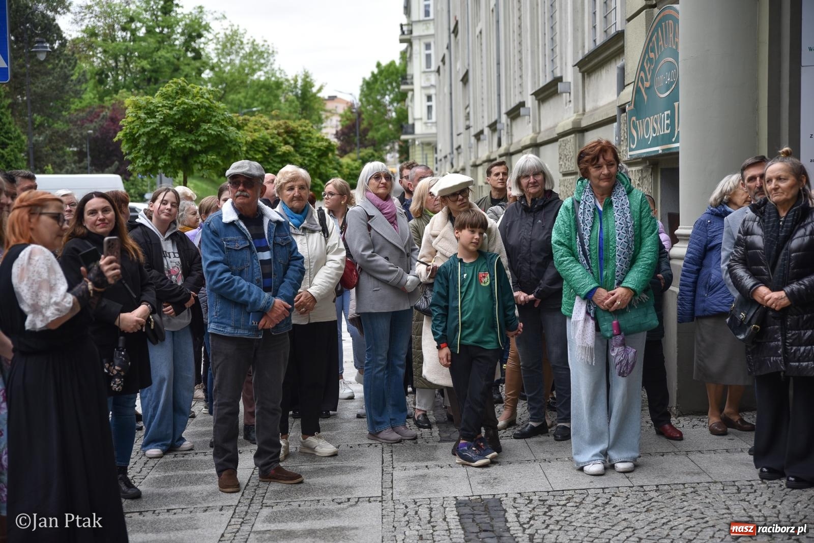Zdjęcie w galerii na portalu naszraciborz.pl: Za nami Noc Muzeów w Urzędzie Miasta Racibórz – salwa, edukacja, historia i atrakcje dla mieszkańców wiadomości z regionu