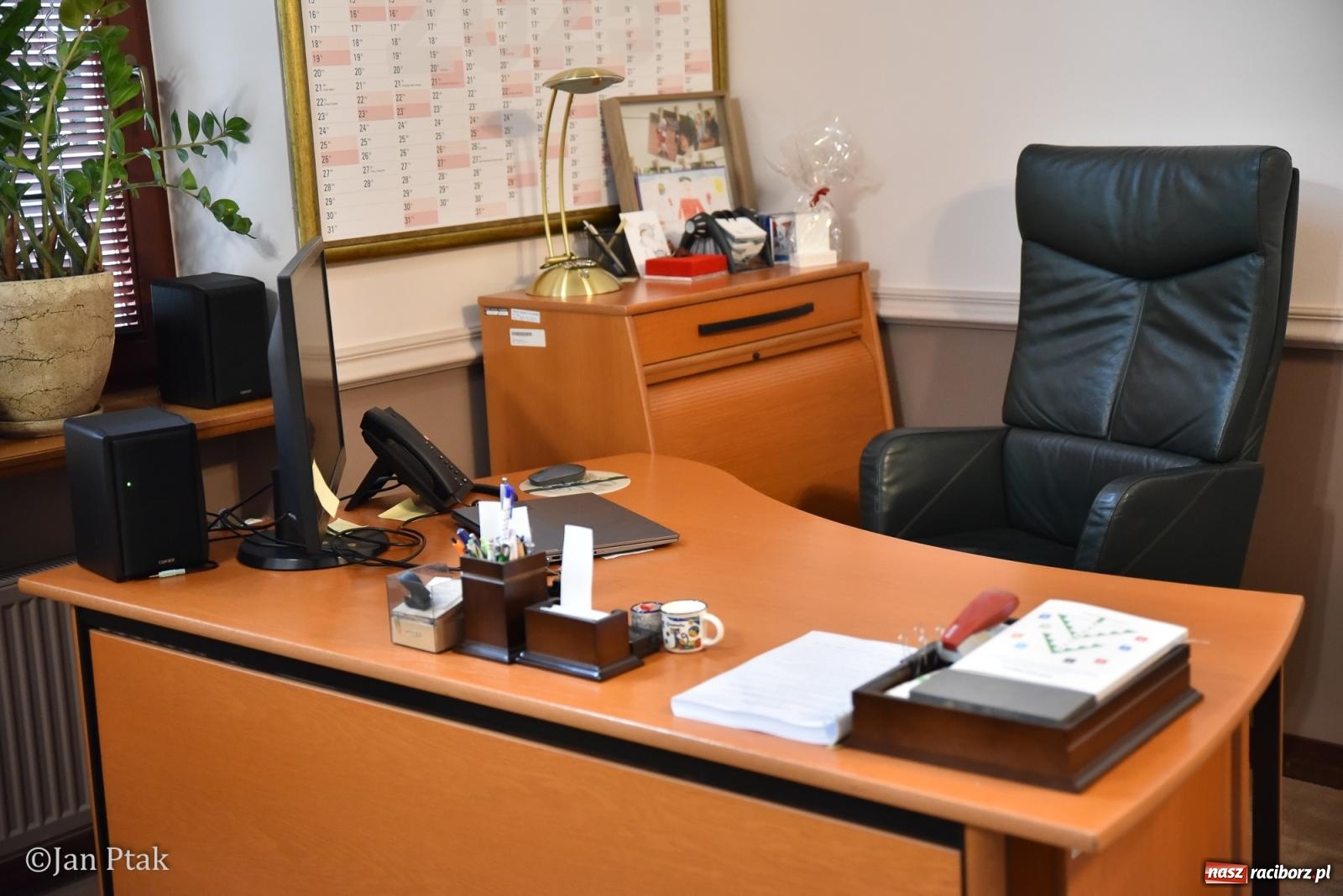 Zdjęcie w galerii na portalu naszraciborz.pl: Za nami Noc Muzeów w Urzędzie Miasta Racibórz – salwa, edukacja, historia i atrakcje dla mieszkańców wiadomości z regionu