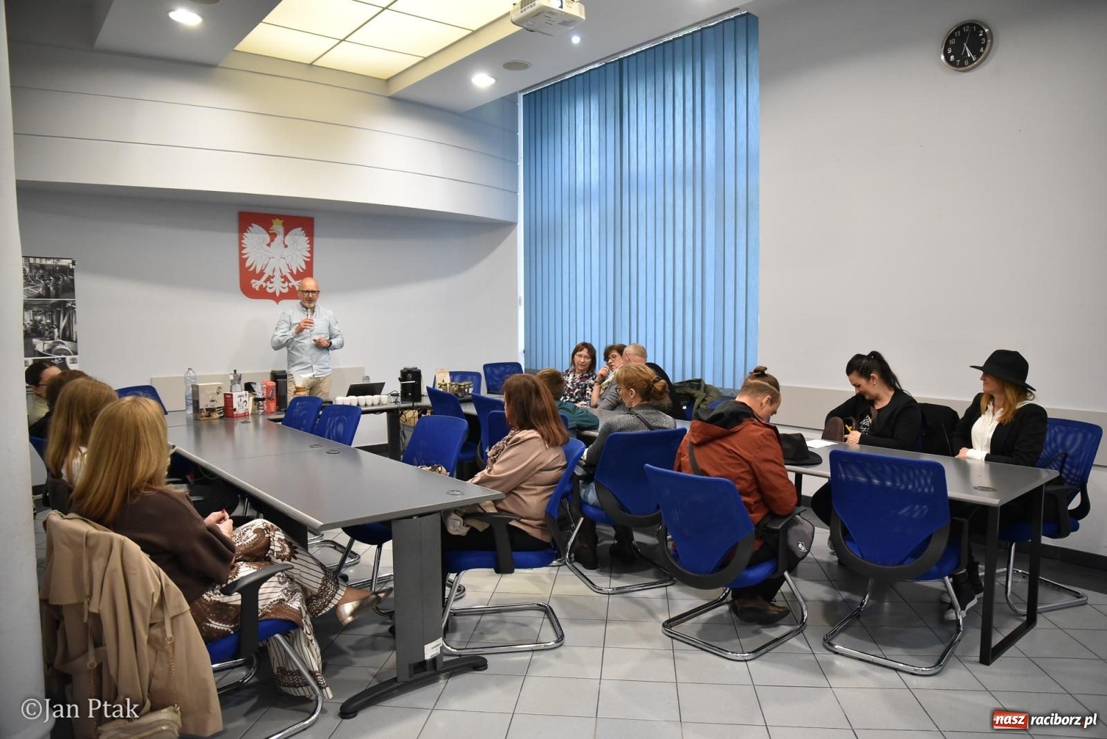 Zdjęcie w galerii na portalu naszraciborz.pl: Za nami Noc Muzeów w Urzędzie Miasta Racibórz – salwa, edukacja, historia i atrakcje dla mieszkańców wiadomości z regionu