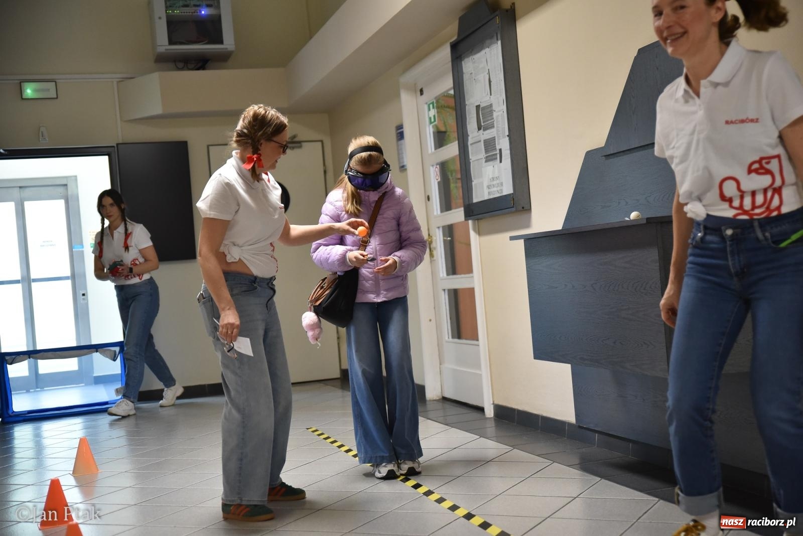 Zdjęcie w galerii na portalu naszraciborz.pl: Za nami Noc Muzeów w Urzędzie Miasta Racibórz – salwa, edukacja, historia i atrakcje dla mieszkańców wiadomości z regionu