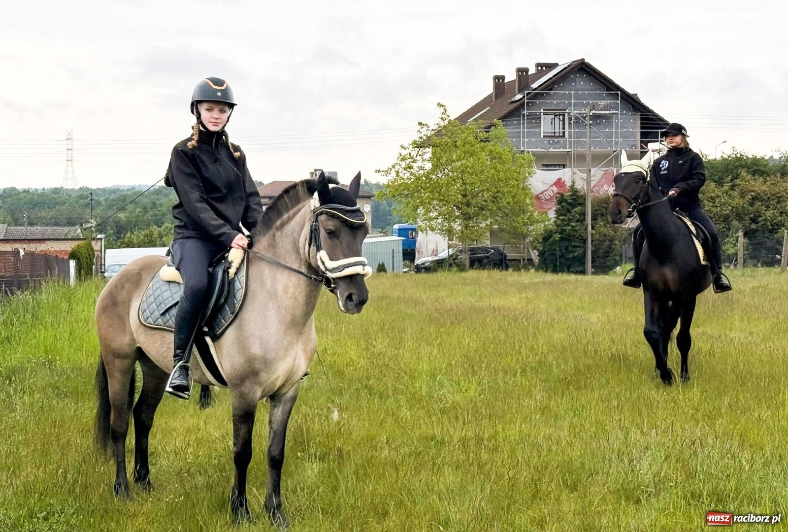 Zdjęcie w galerii na portalu naszraciborz.pl: Procesja św. Urbana w Kobyli. Tradycja, która od wieków prowadzi przez pola [FOTO i WIDEO] wiadomości z regionu