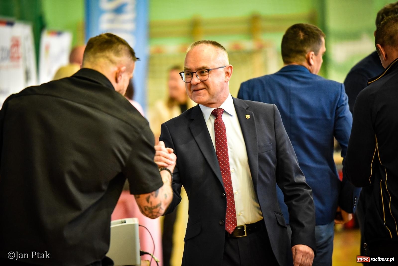 Zdjęcie w galerii na portalu naszraciborz.pl: Międzynarodowe Mistrzostwa Polski Juniorów U-20 w Raciborzu. Brąz Franciszka Koćwina dla Unii wiadomości z regionu