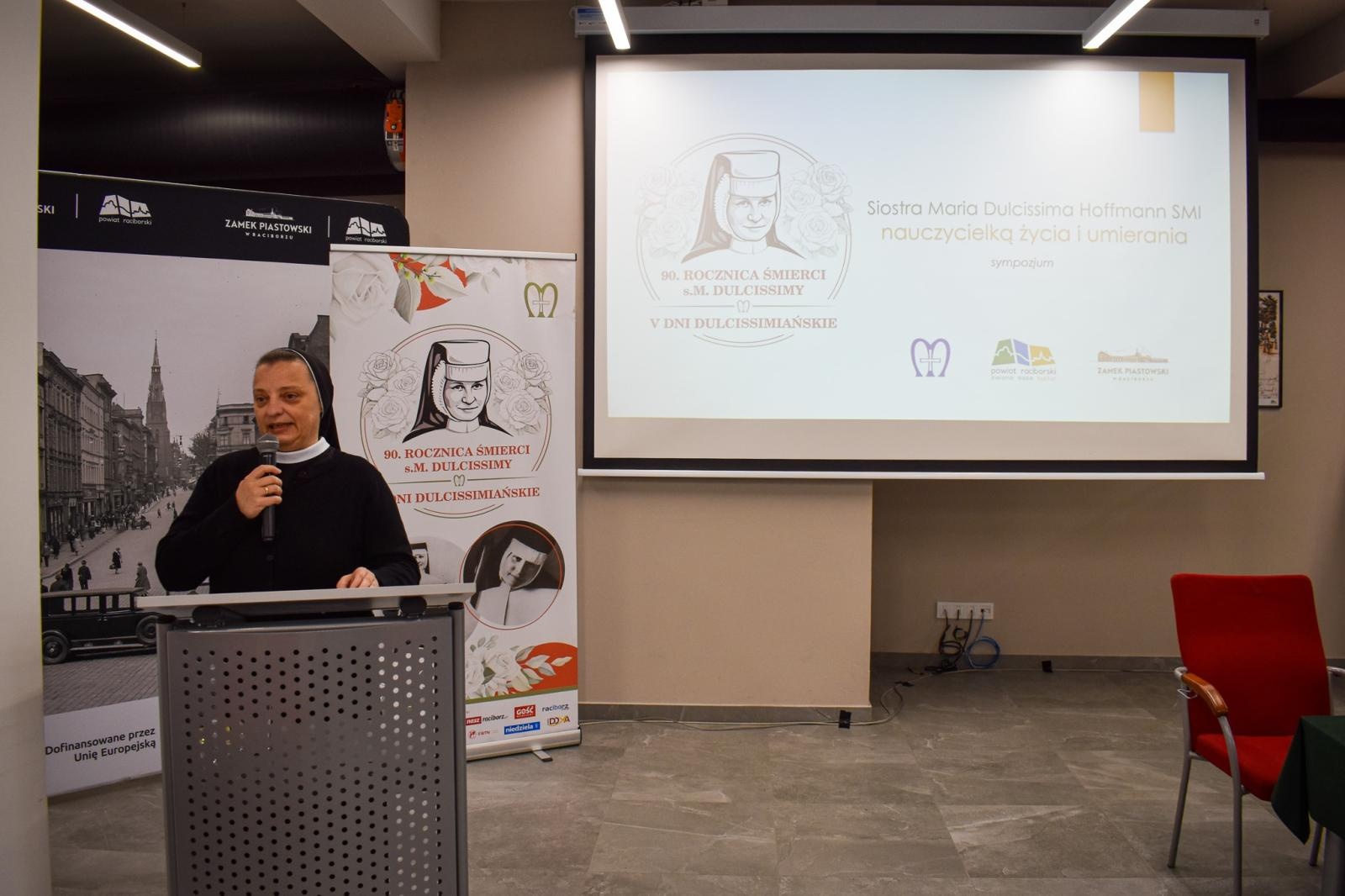 Zdjęcie w galerii na portalu naszraciborz.pl: V Dni Dulcissimiańskie w Raciborzu. Duchowość, nauka i pamięć o siostrze Marii Dulcissimie Hoffmann wiadomości z regionu
