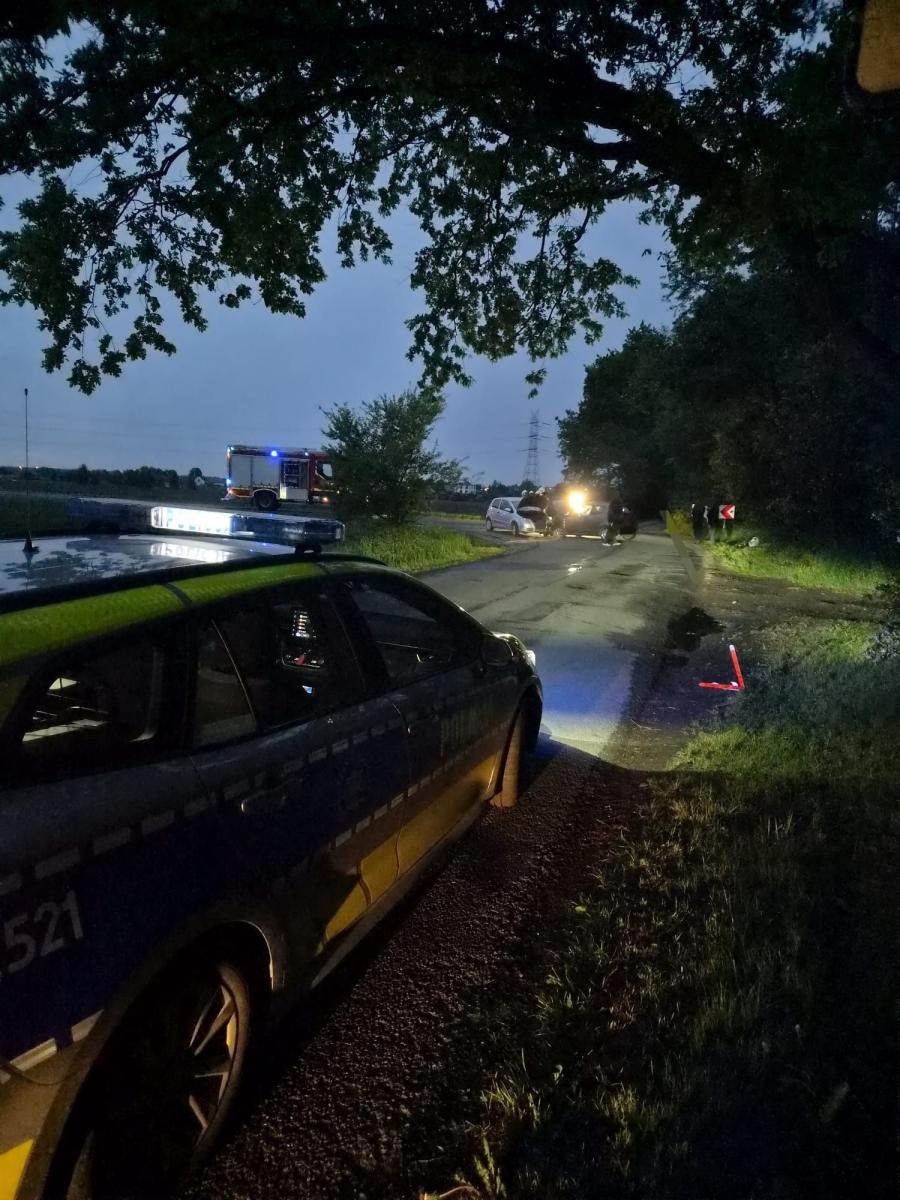 Zdjęcie w galerii na portalu naszraciborz.pl: Tworków i Racibórz: dwa zdarzenia drogowe w regionie, poszkodowane dwie osoby wiadomości z regionu