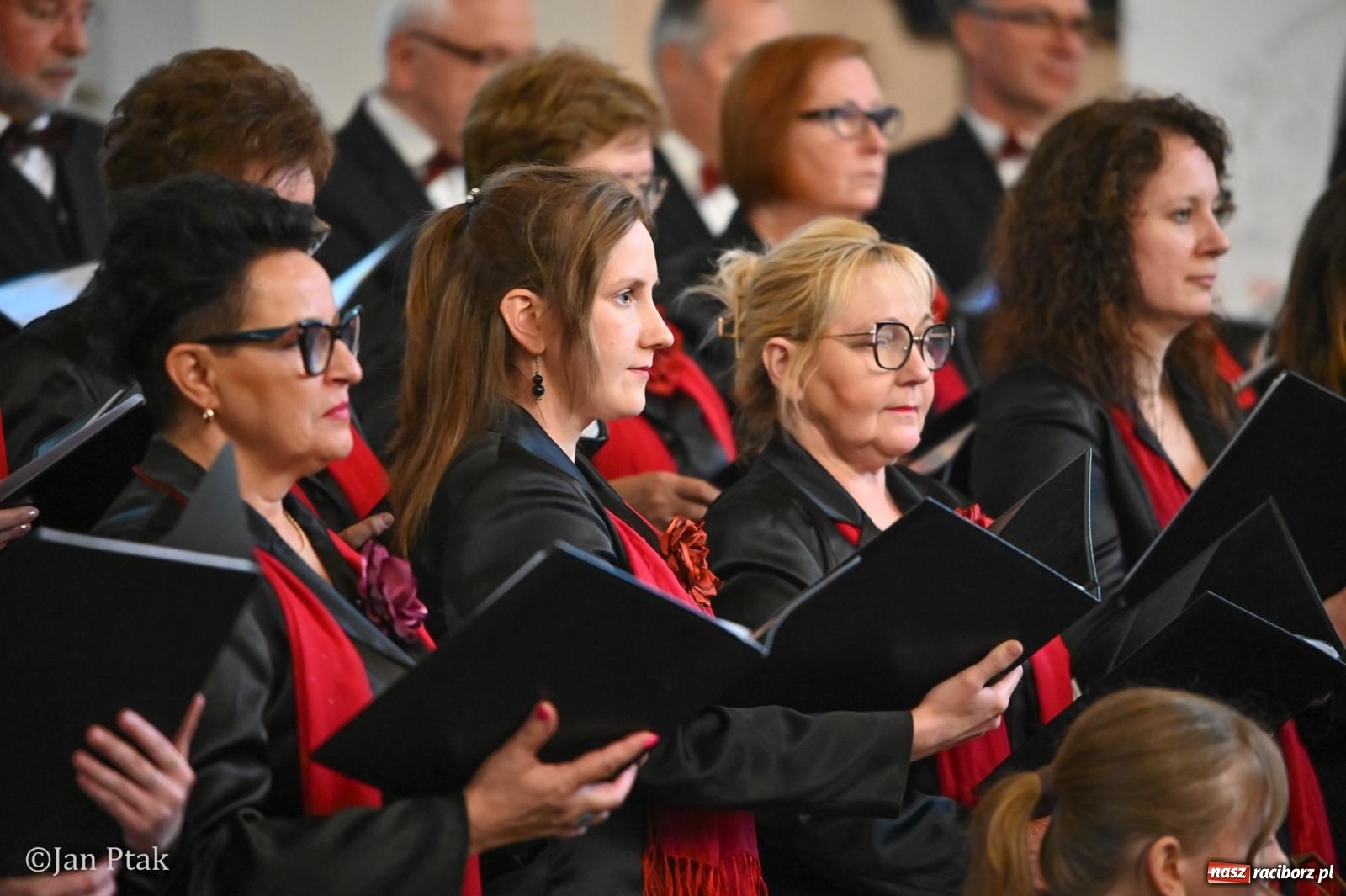 Zdjęcie w galerii na portalu naszraciborz.pl: Majowy Koncert Muzyki Sakralnej w Raciborzu-Brzeziu [FOTO i WIDEO] wiadomości z regionu