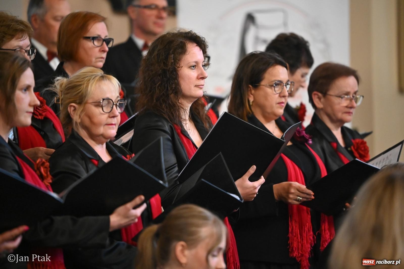 Zdjęcie w galerii na portalu naszraciborz.pl: Majowy Koncert Muzyki Sakralnej w Raciborzu-Brzeziu [FOTO i WIDEO] wiadomości z regionu