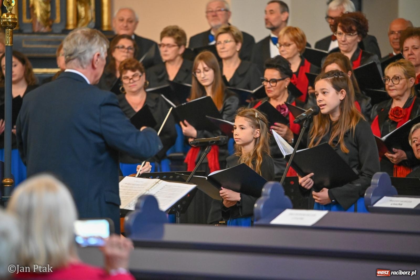 Zdjęcie w galerii na portalu naszraciborz.pl: Majowy Koncert Muzyki Sakralnej w Raciborzu-Brzeziu [FOTO i WIDEO] wiadomości z regionu