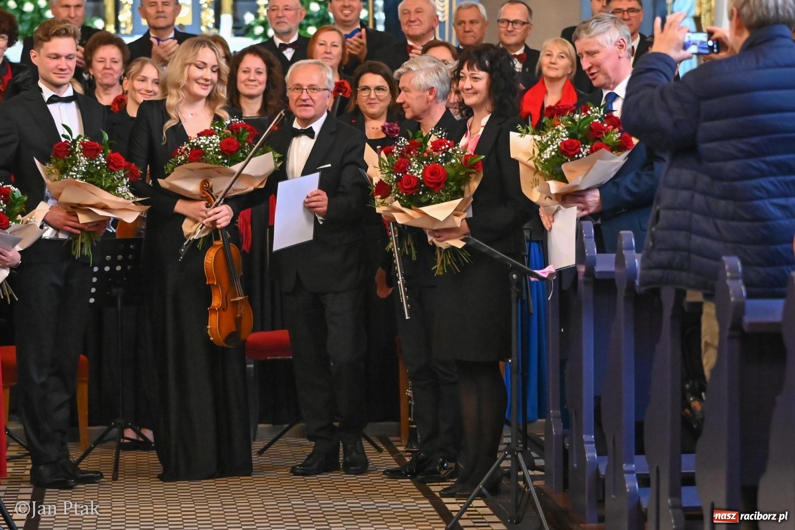 Zdjęcie w galerii na portalu naszraciborz.pl: Majowy Koncert Muzyki Sakralnej w Raciborzu-Brzeziu [FOTO i WIDEO] wiadomości z regionu