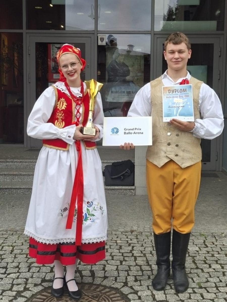Zdjęcie w galerii na portalu naszraciborz.pl: Zespół Raciborzanie zdobywcą Grand Prix wiadomości z regionu
