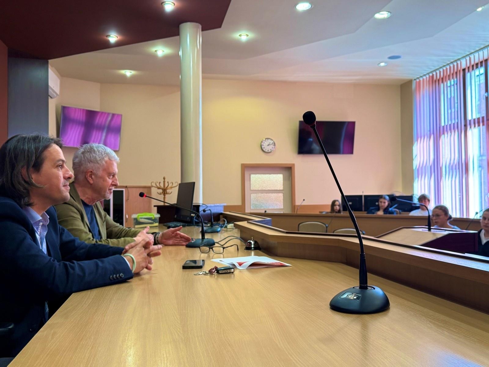 Zdjęcie w galerii na portalu naszraciborz.pl: Uczniowie CKZiU nr 1 odwiedzili Urząd Miasta Raciborza wiadomości z regionu