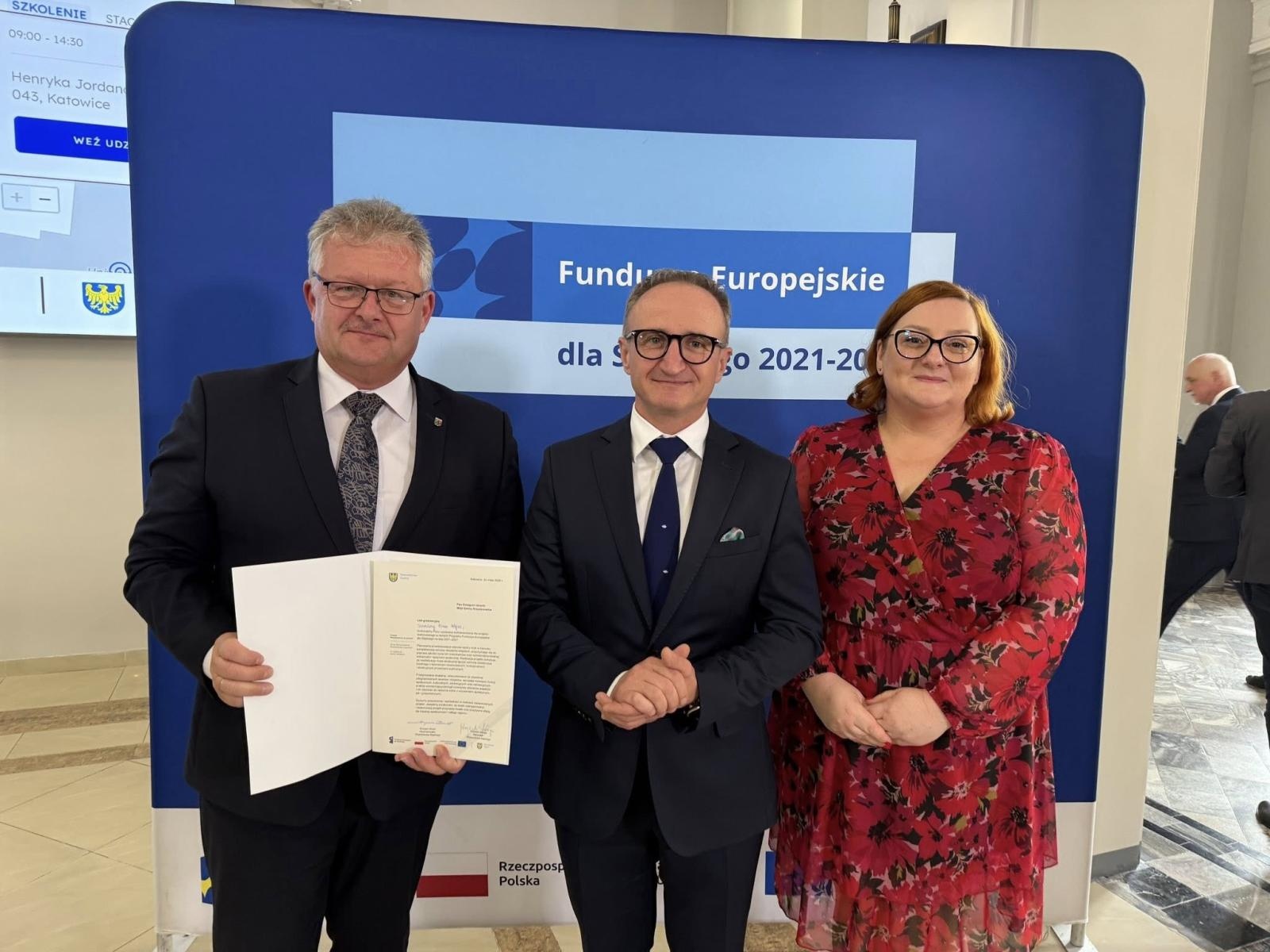 Zdjęcie w galerii na portalu naszraciborz.pl: Dworzec w Chałupkach przejdzie metamorfozę. Gmina Krzyżanowice otrzymała 10 mln zł dofinansowania wiadomości z regionu