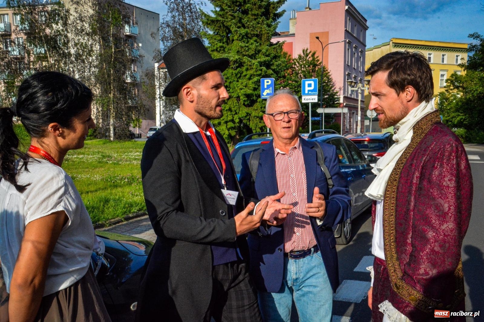 Zdjęcie w galerii na portalu naszraciborz.pl: Jubileuszowa Noc Otwartych Sądów przyciągnęła tłumy mieszkańców do raciborskiej Temidy wiadomości z regionu