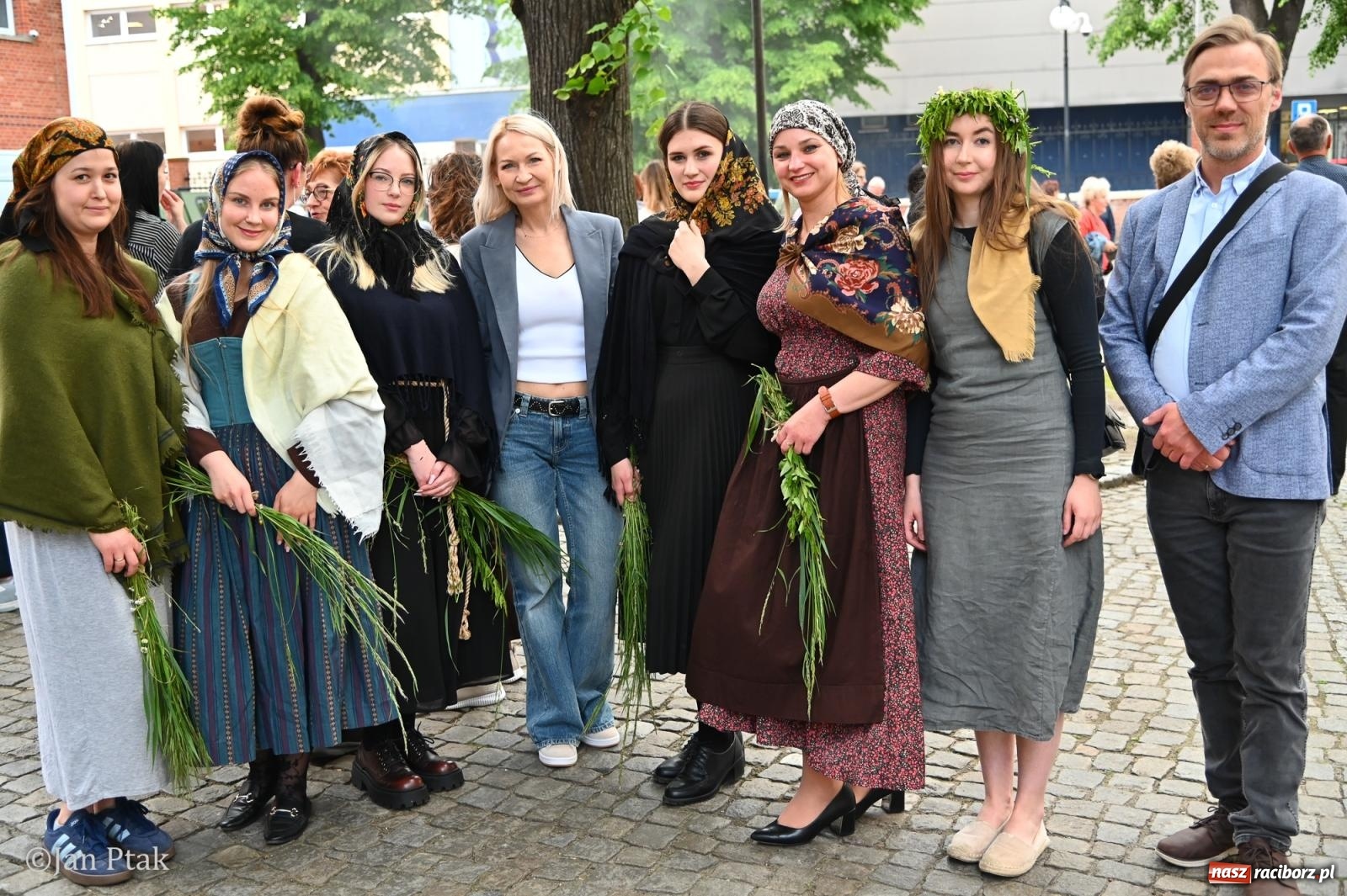 Zdjęcie w galerii na portalu naszraciborz.pl: Jubileuszowa Noc Otwartych Sądów przyciągnęła tłumy mieszkańców do raciborskiej Temidy wiadomości z regionu