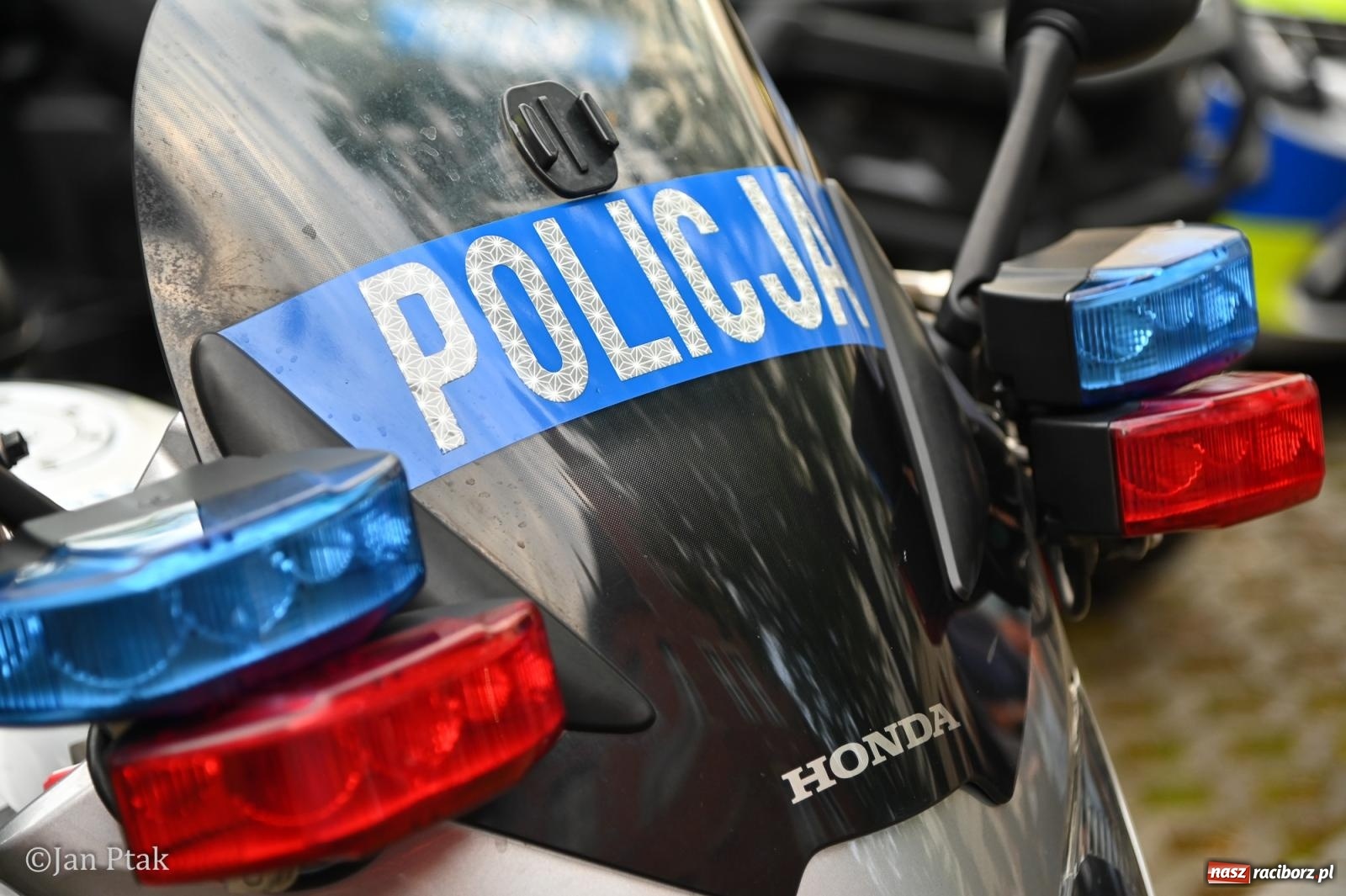 Zdjęcie w galerii na portalu naszraciborz.pl: Jubileuszowa Noc Otwartych Sądów przyciągnęła tłumy mieszkańców do raciborskiej Temidy wiadomości z regionu