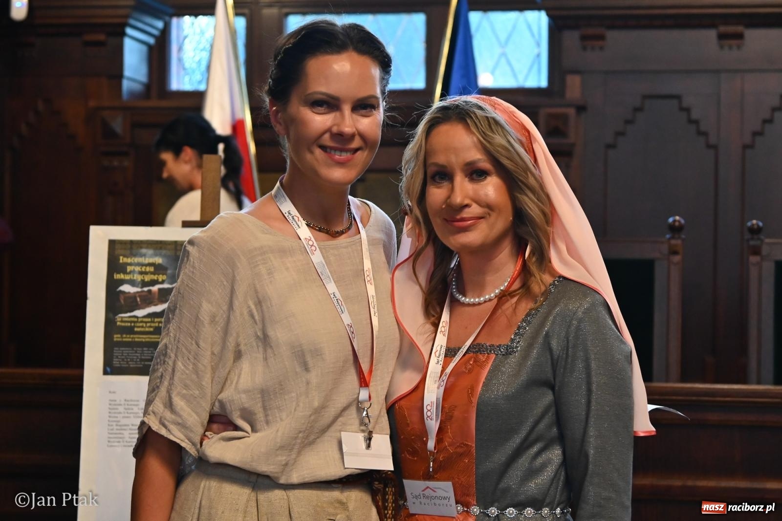Zdjęcie w galerii na portalu naszraciborz.pl: Jubileuszowa Noc Otwartych Sądów przyciągnęła tłumy mieszkańców do raciborskiej Temidy wiadomości z regionu