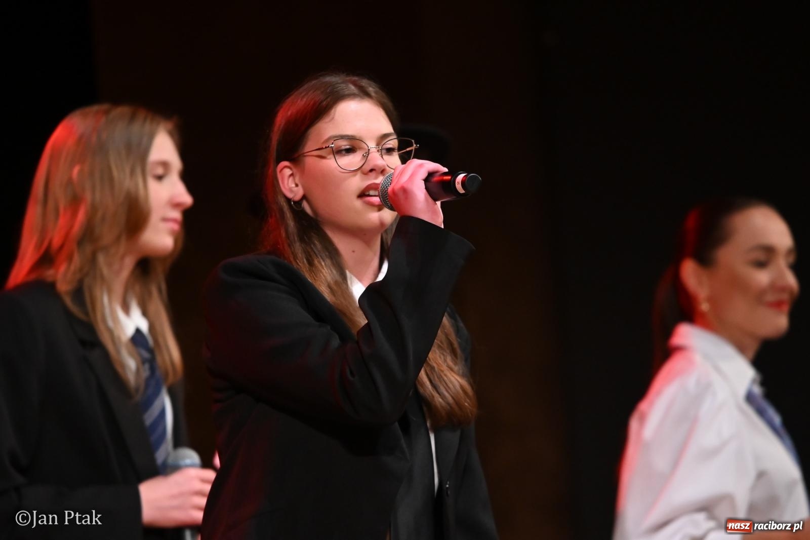Zdjęcie w galerii na portalu naszraciborz.pl: W RCK wybrzmiały największe przeboje Michaela Jacksona wiadomości z regionu