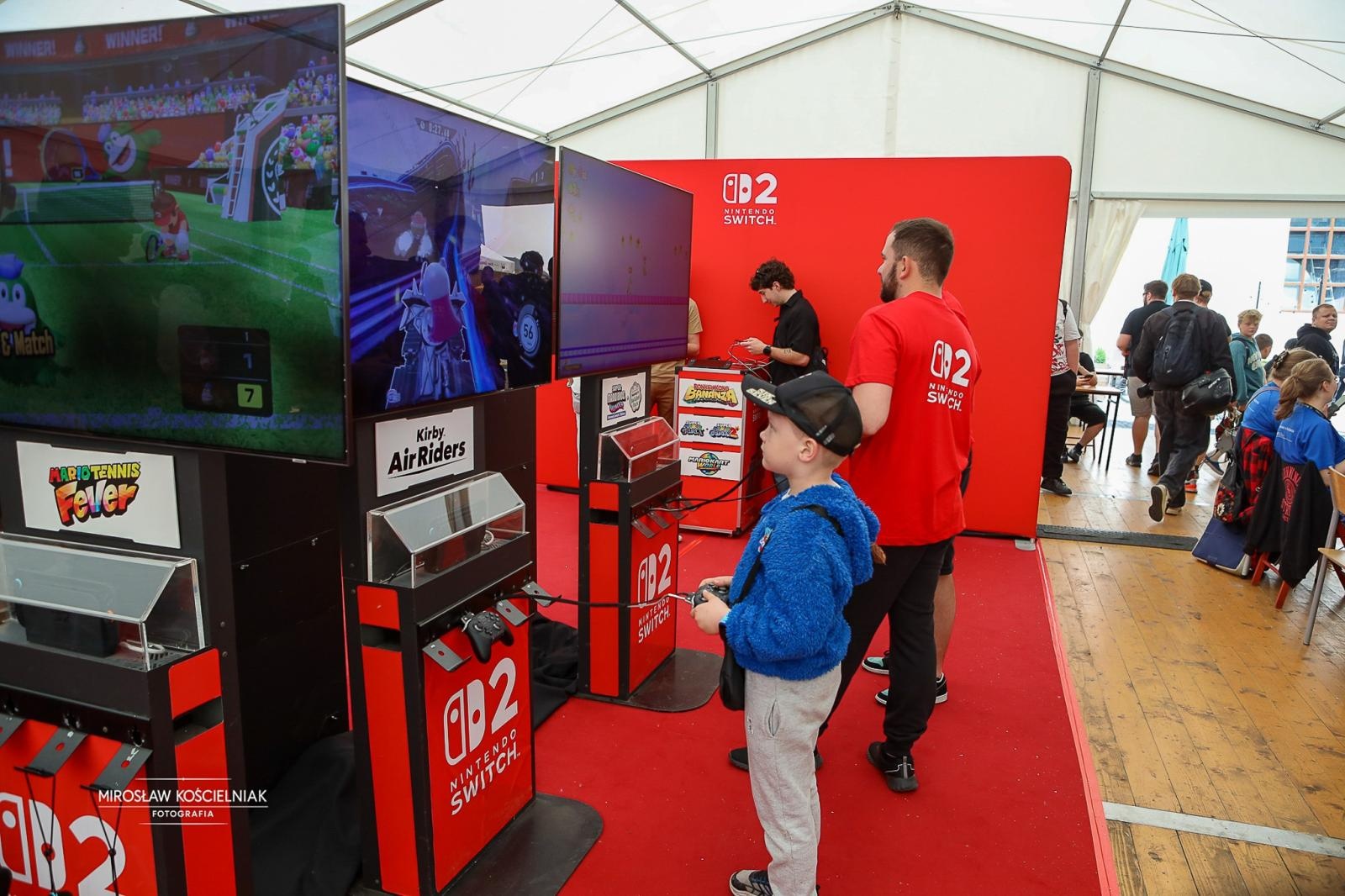 Zdjęcie w galerii na portalu naszraciborz.pl: VII Raciborski Festiwal Gamingowy trwa na Zamku Piastowskim. E-wydarzenie przyciąga tłumy uczestników wiadomości z regionu