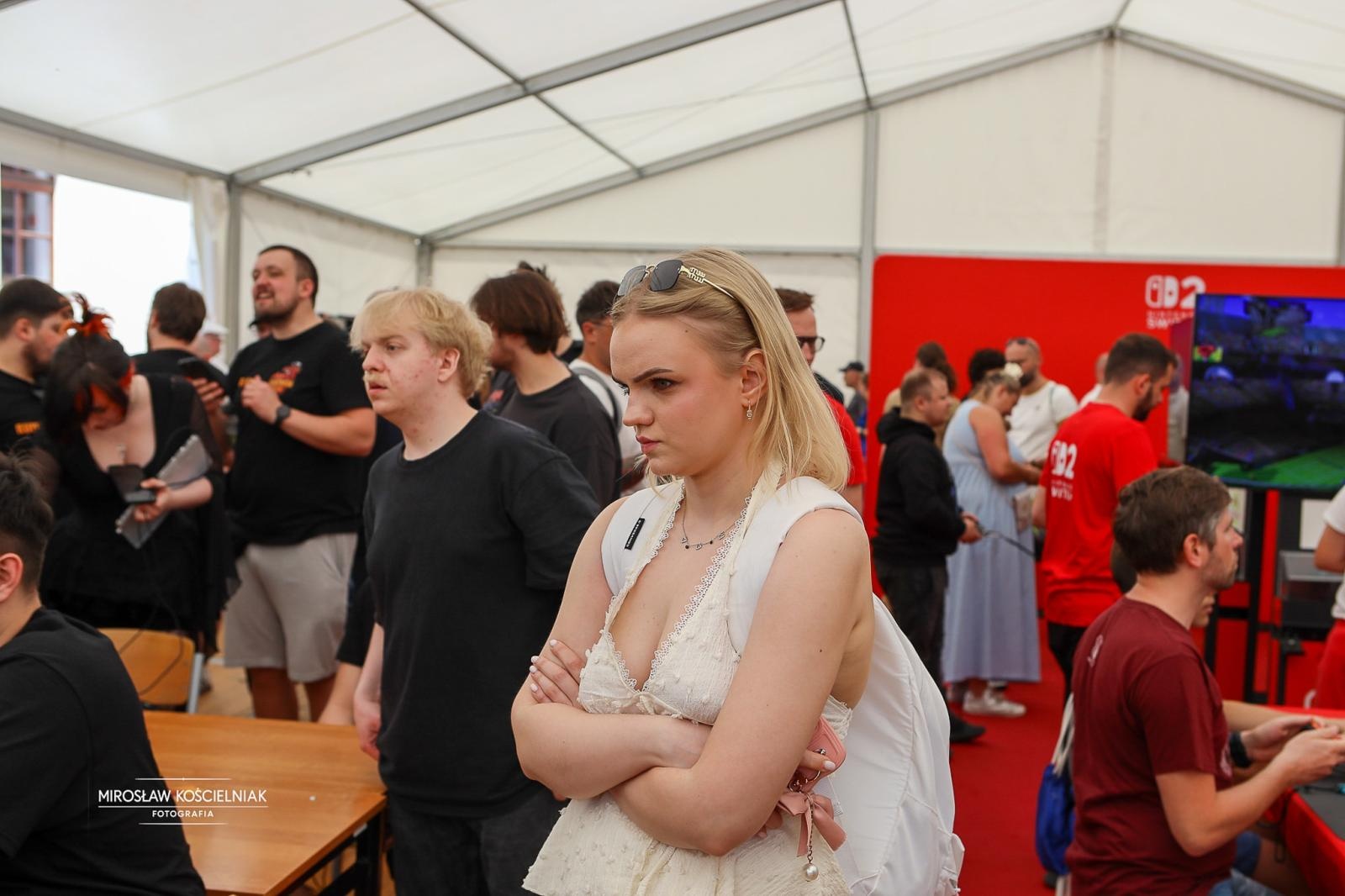 Zdjęcie w galerii na portalu naszraciborz.pl: VII Raciborski Festiwal Gamingowy trwa na Zamku Piastowskim. E-wydarzenie przyciąga tłumy uczestników wiadomości z regionu