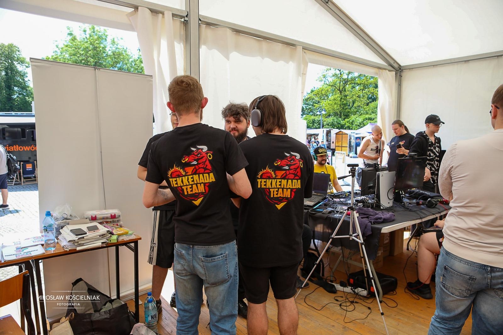 Zdjęcie w galerii na portalu naszraciborz.pl: VII Raciborski Festiwal Gamingowy trwa na Zamku Piastowskim. E-wydarzenie przyciąga tłumy uczestników wiadomości z regionu