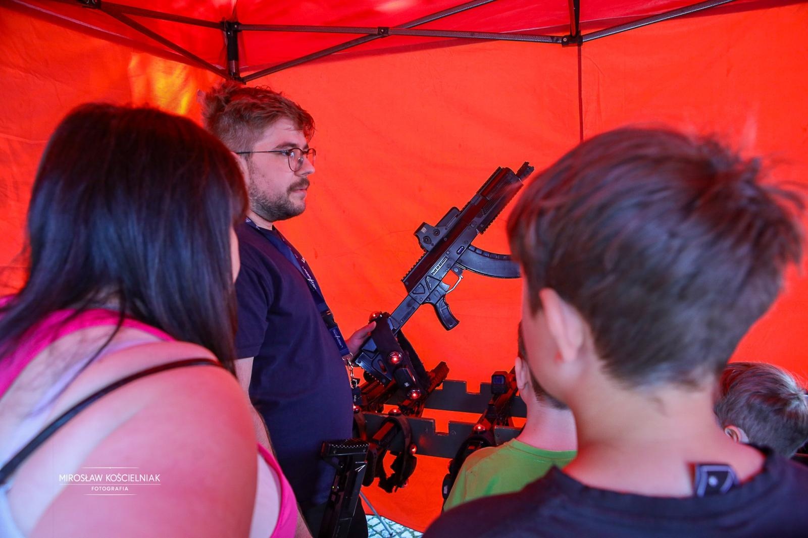Zdjęcie w galerii na portalu naszraciborz.pl: VII Raciborski Festiwal Gamingowy trwa na Zamku Piastowskim. E-wydarzenie przyciąga tłumy uczestników wiadomości z regionu