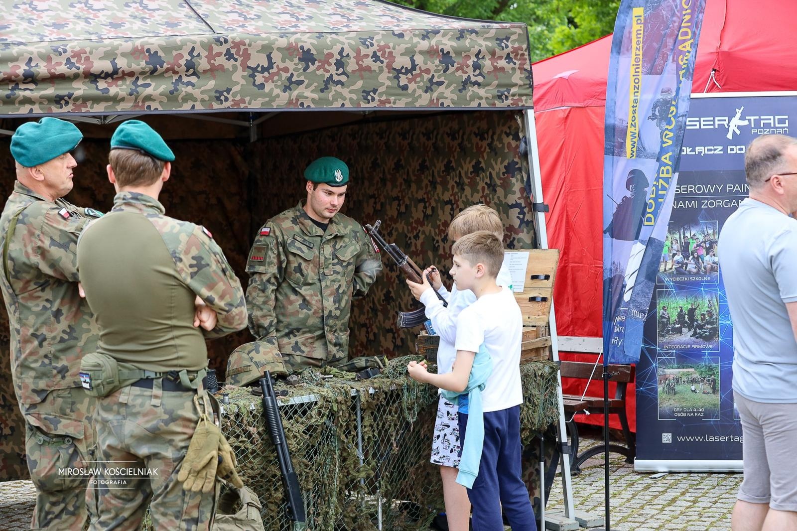 Zdjęcie w galerii na portalu naszraciborz.pl: VII Raciborski Festiwal Gamingowy trwa na Zamku Piastowskim. E-wydarzenie przyciąga tłumy uczestników wiadomości z regionu