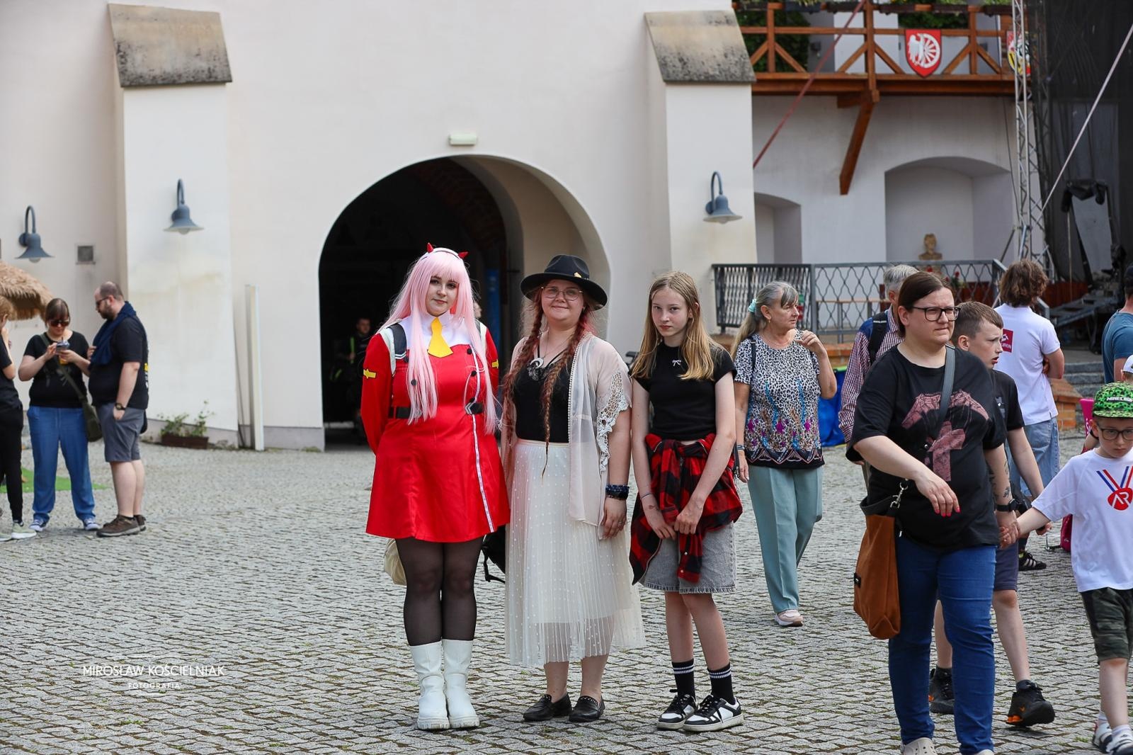 Zdjęcie w galerii na portalu naszraciborz.pl: VII Raciborski Festiwal Gamingowy trwa na Zamku Piastowskim. E-wydarzenie przyciąga tłumy uczestników wiadomości z regionu