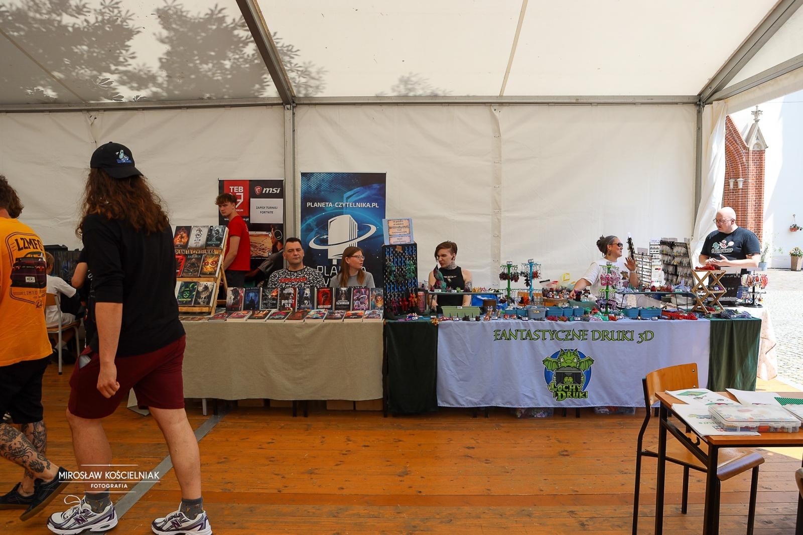 Zdjęcie w galerii na portalu naszraciborz.pl: VII Raciborski Festiwal Gamingowy trwa na Zamku Piastowskim. E-wydarzenie przyciąga tłumy uczestników wiadomości z regionu