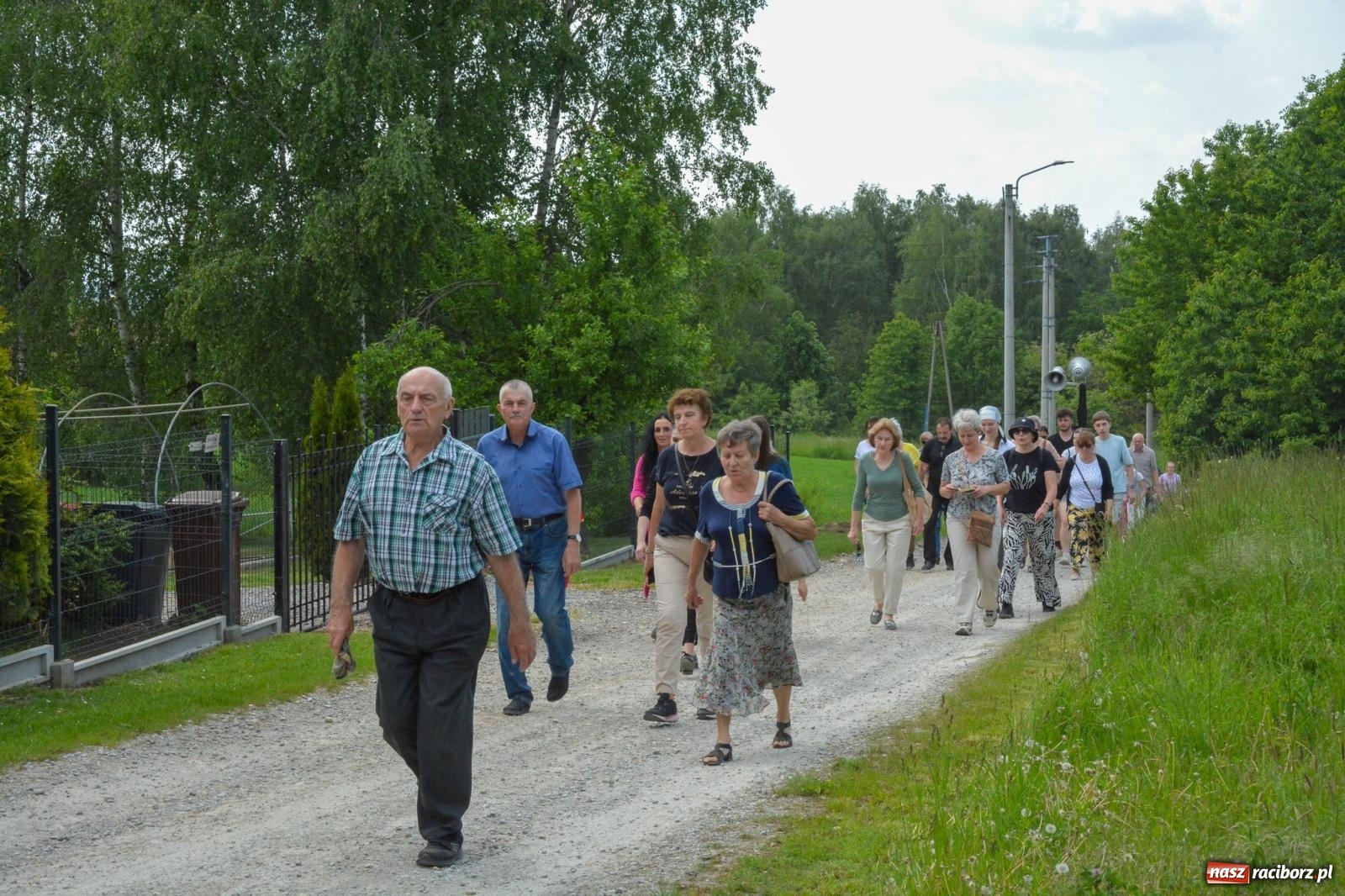 Zdjęcie w galerii na portalu naszraciborz.pl: Procesja na św. Urbana w Brzeziu – tradycja i duchowa wartość [FOTO i WIDEO] wiadomości z regionu