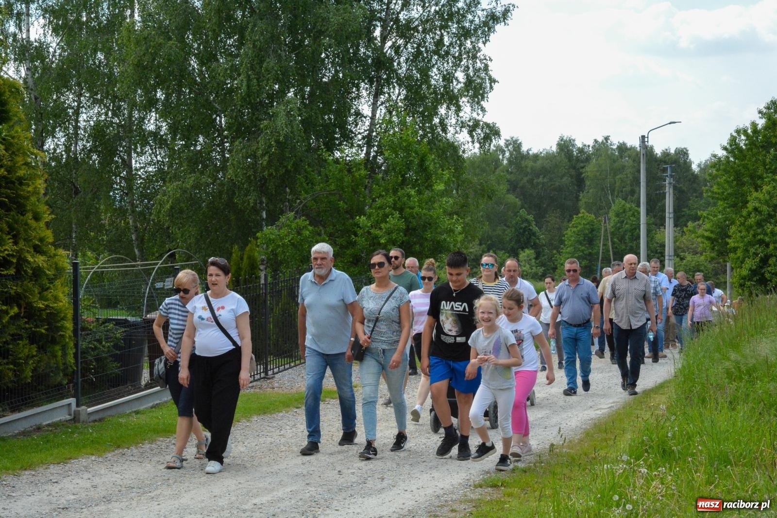 Zdjęcie w galerii na portalu naszraciborz.pl: Procesja na św. Urbana w Brzeziu – tradycja i duchowa wartość [FOTO i WIDEO] wiadomości z regionu