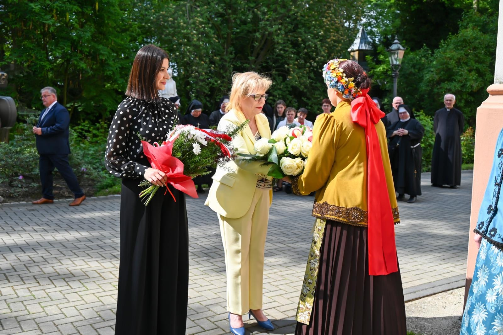 Zdjęcie w galerii na portalu naszraciborz.pl: Pamięci Beethovena i Liszta. Międzynarodowe muzyczne spotkanie przy pałacu Lichnowskich w Krzyżanowicach wiadomości z regionu