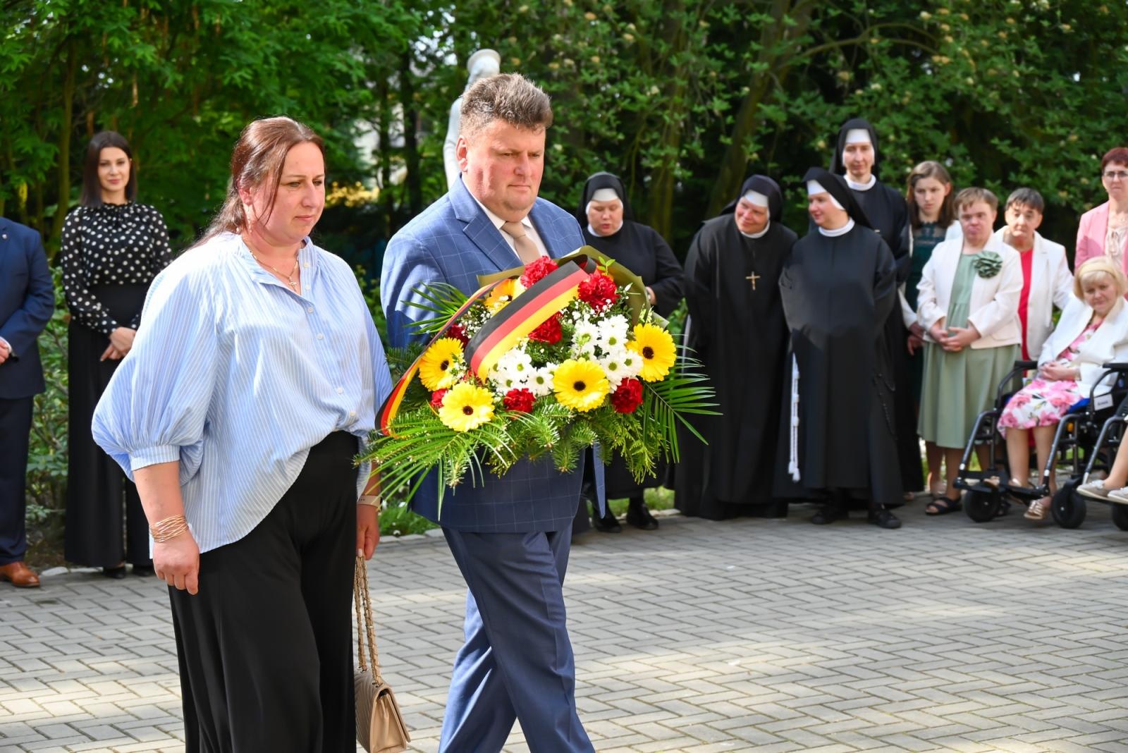 Zdjęcie w galerii na portalu naszraciborz.pl: Pamięci Beethovena i Liszta. Międzynarodowe muzyczne spotkanie przy pałacu Lichnowskich w Krzyżanowicach wiadomości z regionu