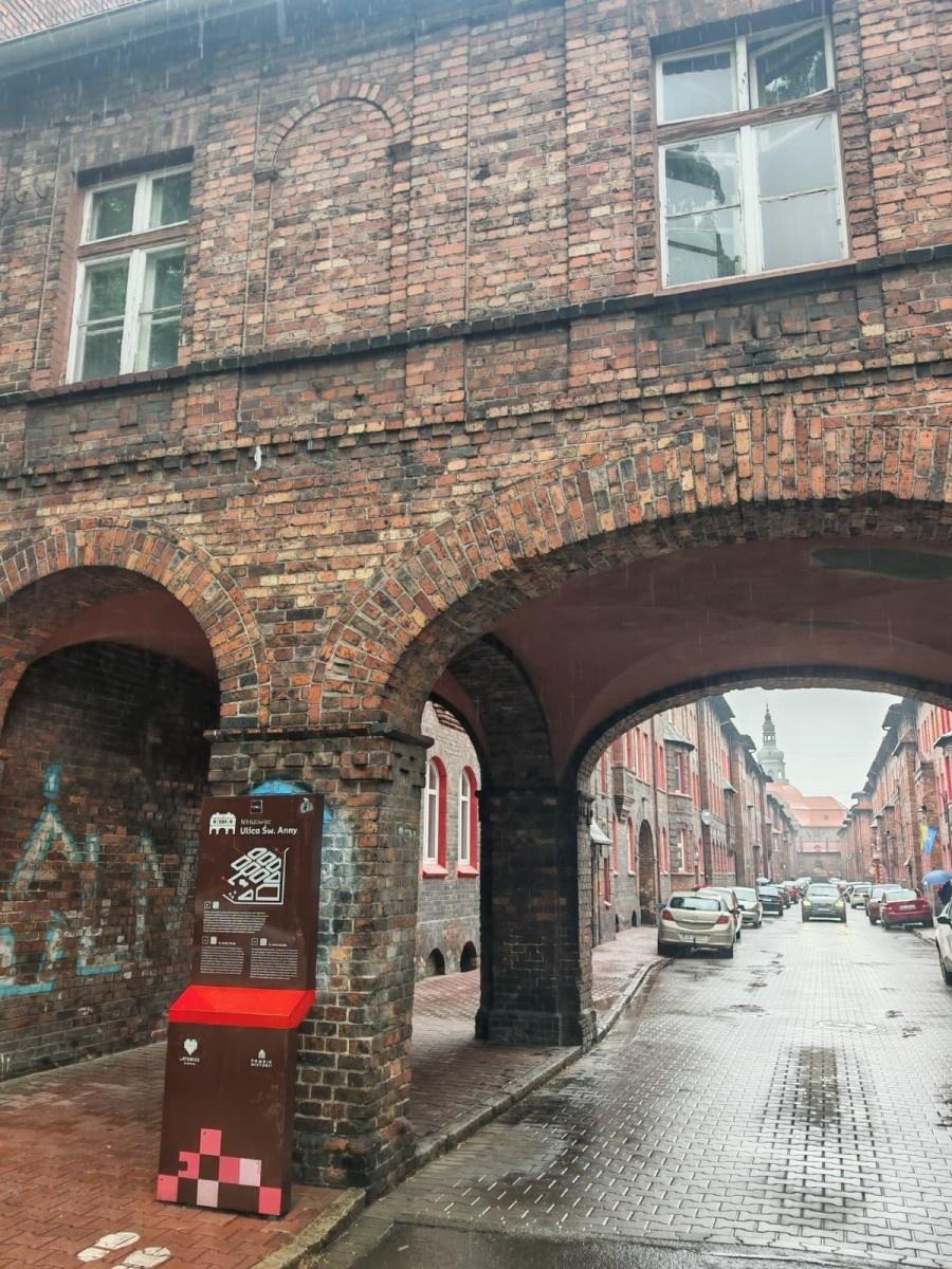 Zdjęcie w galerii na portalu naszraciborz.pl: Racibórz szuka inspiracji w Nikiszowcu. Delegacja odwiedziła modelowy przykład rewitalizacji wiadomości z regionu