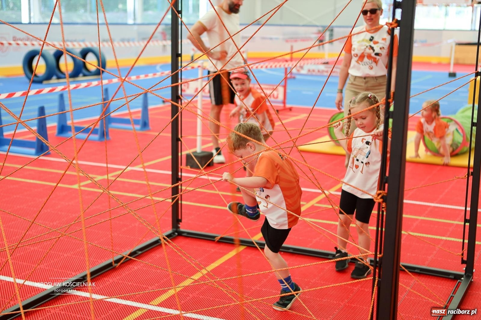 Zdjęcie w galerii na portalu naszraciborz.pl: Raciborski Test Sprawności 2026 podczas Festiwalu Gamingowego – dwa dni sportowej rywalizacji najmłodszych wiadomości z regionu